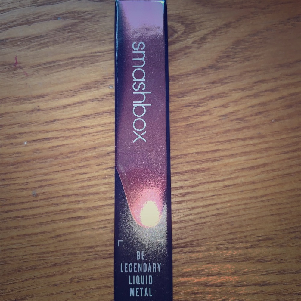 Liquid lipstick
